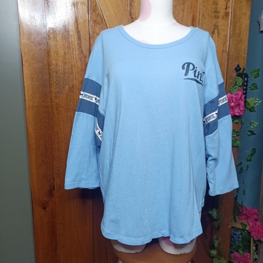 *NEW* PINK Women's 3/4 Sleeve's Shirt  💙